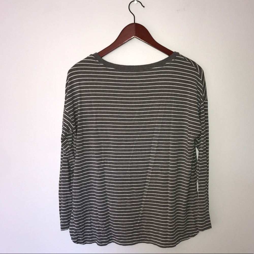 AE Soft & Sexy T - Gray and White Stripes - Picture 4 of 5